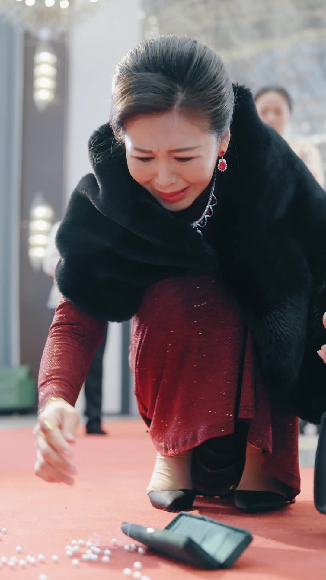 Episode 2 - Poor? I'm the Billionaire's Daughter